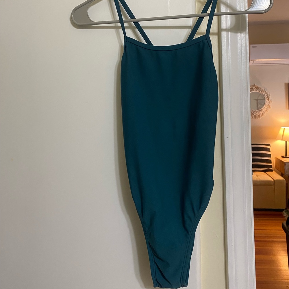 JOLYN WOMENS SWIMSUIT PERRY SIZE 26